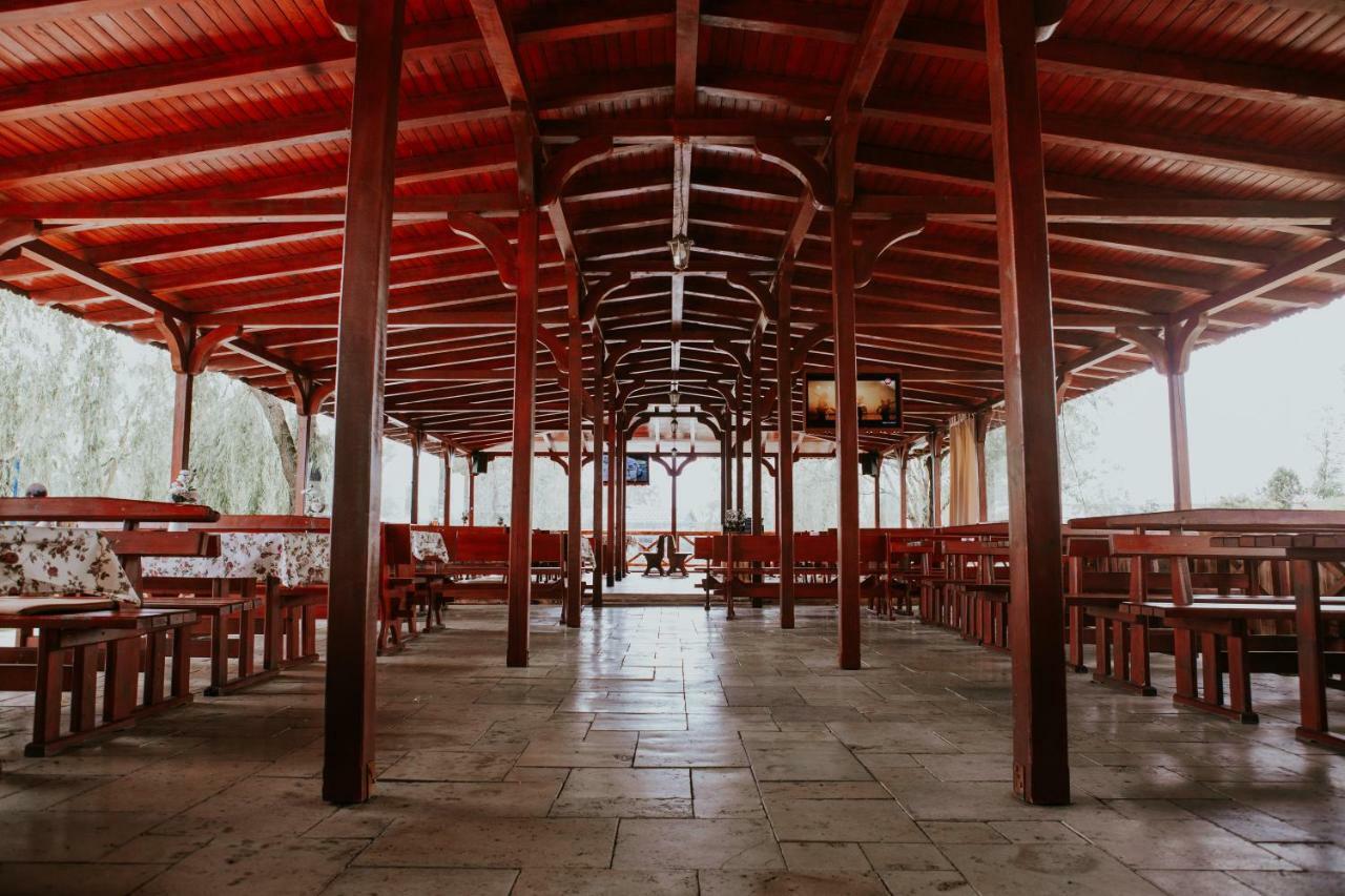 Hotel-Restaurant Milenium Salonta Ngoại thất bức ảnh